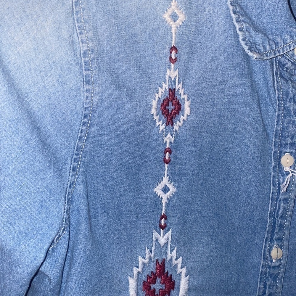 Womens custom made button down shirt - Picture 4 of 5